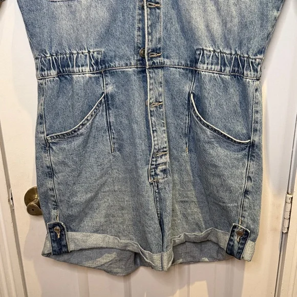 Free People Marci Denim Cuffed Short Romper in Large - Picture 4 of 5